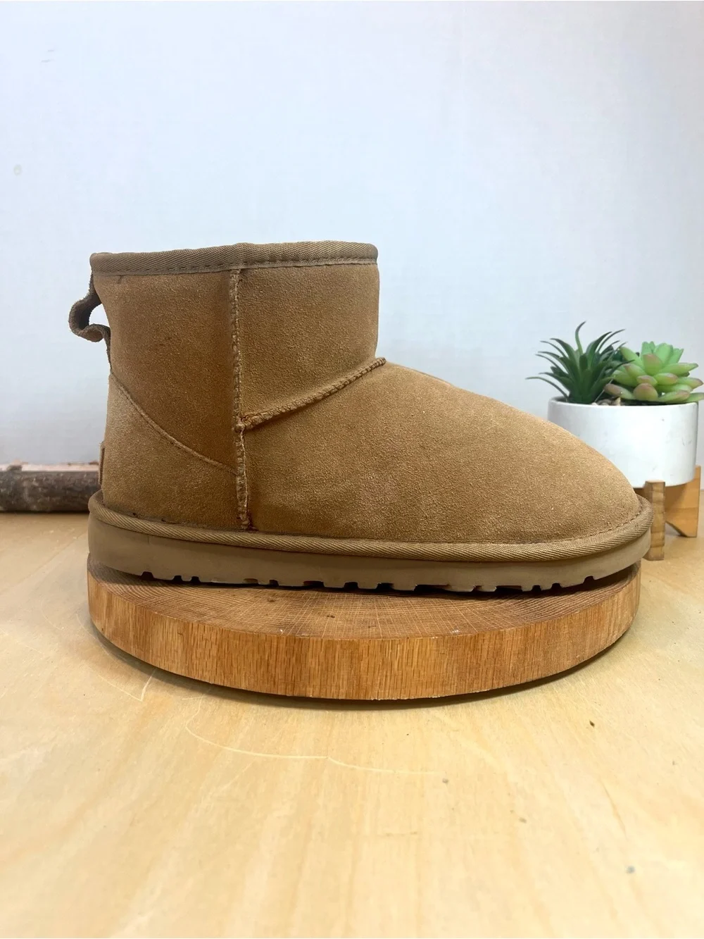 UGG Classic Mini Ankle Boots Women's Size 8 (Approx.)